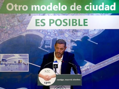 El presidente de CpM, Mustafa Aberchán, en rueda de prensa, este jueves.