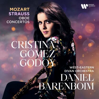 portada disco  'Mozart, Strauss: Oboe Concertos' . Cristina Gómez Godoy y Daniel Barenboim,. Warner Classics