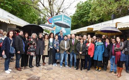 Los organizadores de la Fira del Llibre de València en la inauguración.
