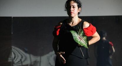 Vicky Cortés, en la obra de teatro-danza 'En maceta'.