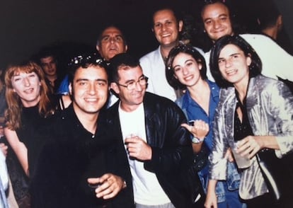 Imagen de una de las fiestas celebradas en la casa del dise?ador McDiego, que se recoge en la exposicin.