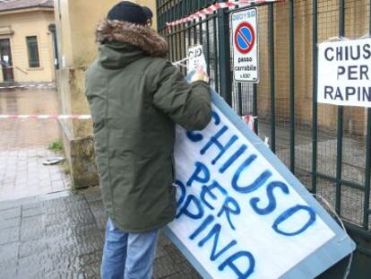 Pancarta en el Tardini: &quot;Cerrado por robo&quot;