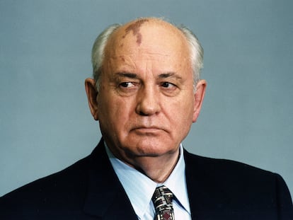 Mijaíl Gorbachov, en noviembre de 1999.