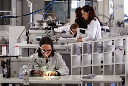 Taller de confección de camisas Mirto en Madrid. 