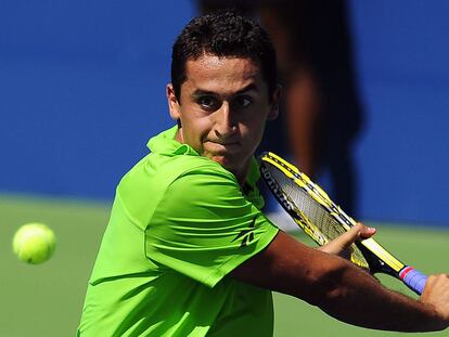 Nicolás Almagro, en un duelo con el francés Julien Benneteau en el Abierto de Estados Unidos.