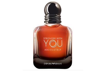 Stronger With You Absolutely, la nueva fragancia de Emporio Armani, se inspira en la fuerza del amor. Un bonito mensaje para regalar en forma de perfume.