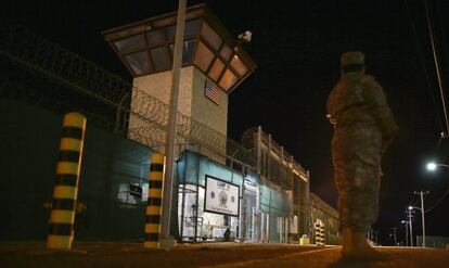 Entrada a la prisi&oacute;n de Guant&aacute;namo.