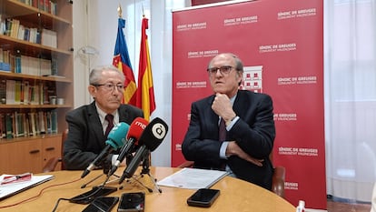 El Síndic de Greuges de la Comunitat Valenciana, Ángel Luna (i), y el Defensor del Pueblo, Ángel Gabilondo (d), atienden a los medios de comunicación en la sede del Síndic de Greuges de la Comunitat Valenciana, en Alicante, el 2 de abril de 2025.
EUROPA PRESS
02/04/2025