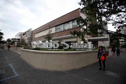 The shopping mall where María Villar took a taxi.