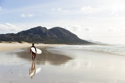 Surf en la playa Areia Maior.