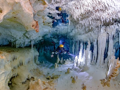 Una de las grutas sumergidas que forman parte del sistema Sac Actún, en Quintan Roo