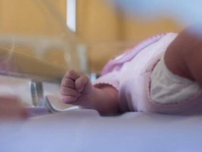 A França investiga uma cifra excepcionalmente alta de bebês nascidos sem uma mão ou braço.