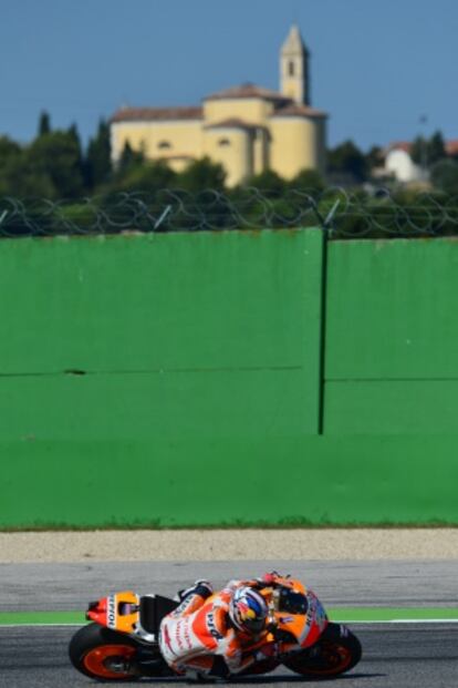 Pedrosa, durante la sesión de entrenamientos en Misano.