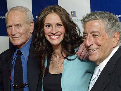 Paul Newman, Julia Roberts y el cantante Tony Bennet