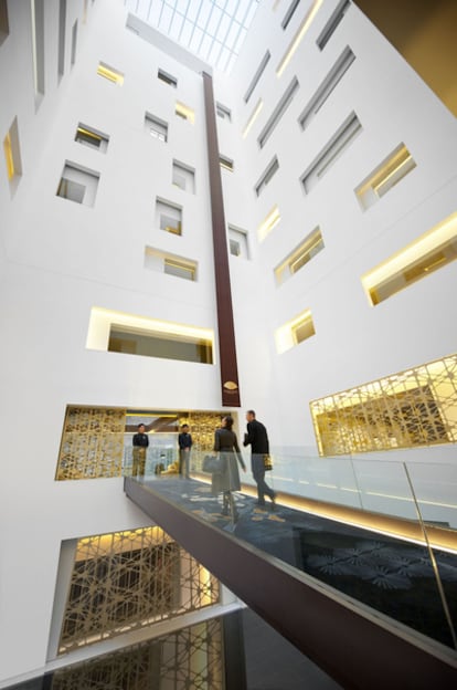 Carlos Ferrater en el proyecto, y Patricia Urquiola en el interiorismo, firman el Mandarin Oriental.
