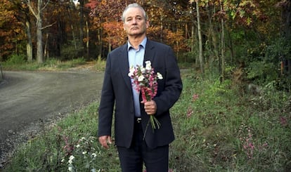 Bill Murray es el prototipo de hombre maduro con estilo. Aquí lo demuestra en 'Flores rotas' (2005).