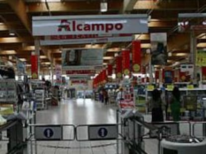 Las grandes superficies exigen un cambio urgente de la ley de comercio