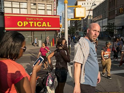 En barrios del distrito de Brooklyn como Fort Greene o Red Hook, la &#039;gentrificaci&oacute;n&#039; est&aacute; desplazando a sus vecinos m&aacute;s antiguos.