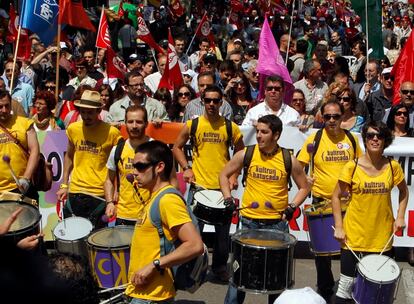 Batucada y percusión animan las protestas laborales