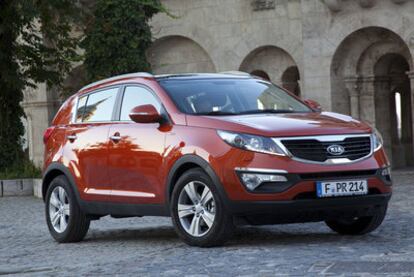 Frontal con carácter y una estampa dinámica y original para el Sportage 2010, que mide 4,4 metros de largo.