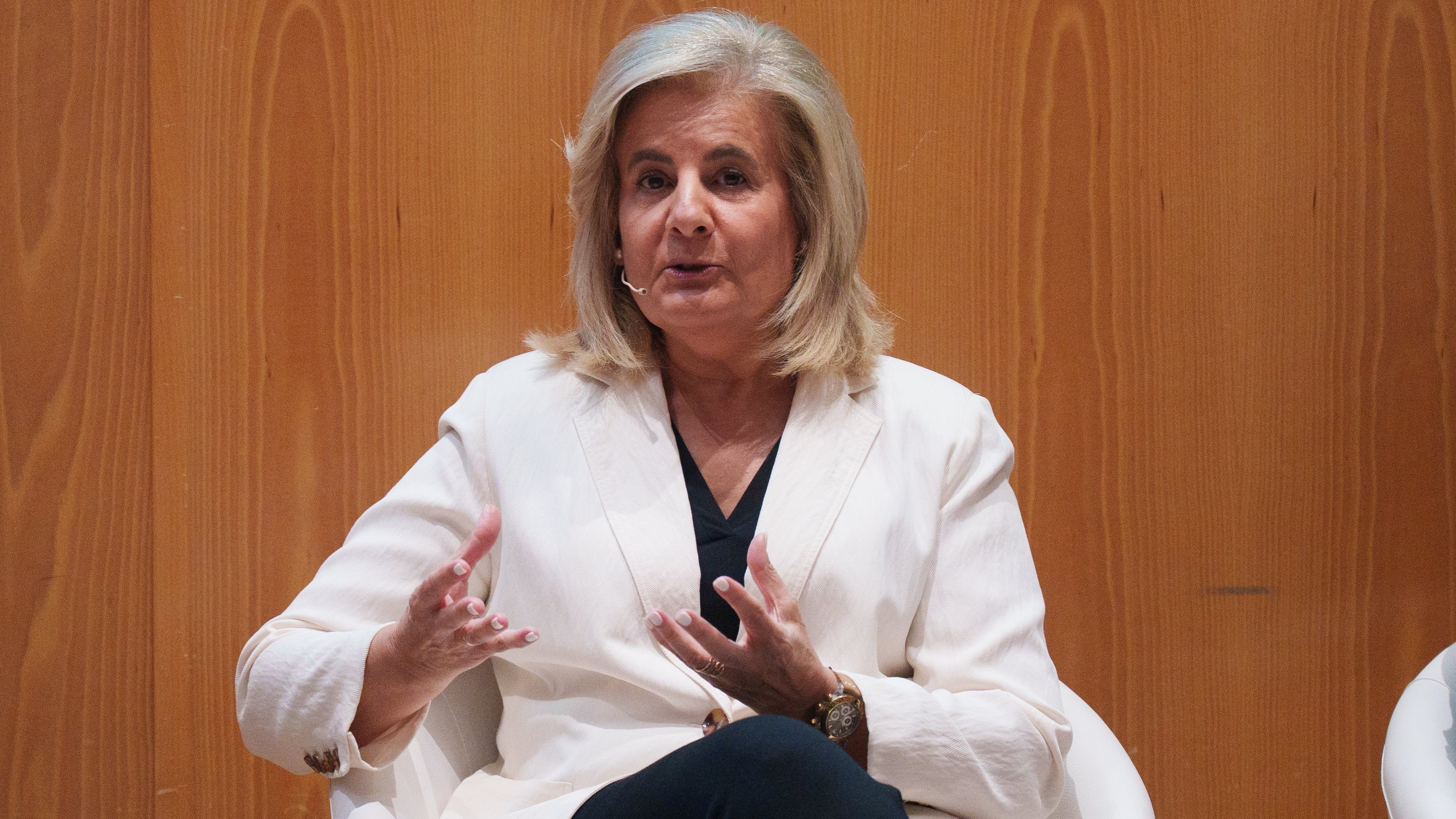 Muere la exministra Fátima Báñez, que viajaba en uno de los trenes siniestrados en Urda