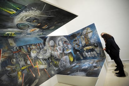 Polptico de Roberto Matta, titulado <i>?tre Atout</i> (1960), ayer en el IVAM.