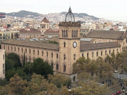 Sede histórica de la Universitat de Barcelona, la universidad española mejor colocada en el 'ranking' de Shanghái, en una imagen de archivo.