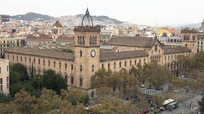 Sede histórica de la Universitat de Barcelona, la universidad española mejor colocada en el 'ranking' de Shanghái, en una imagen de archivo.