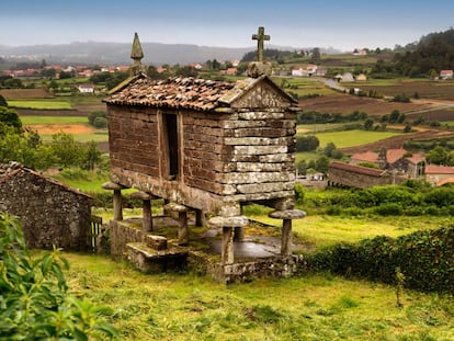 Un hórreo en San Martiño de Ozón, parroquia del 'concello' de Muxía (A Coruña).