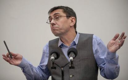 Juan Carlos Monedero, durant la roda de premsa que ha ofert avui.