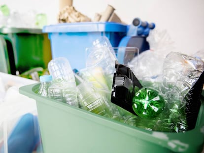 Cómo afecta a los autónomos el impuesto de plásticos de un solo uso