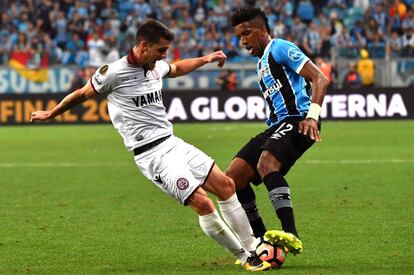 Silva de Lanús y Cortez del Gremio.