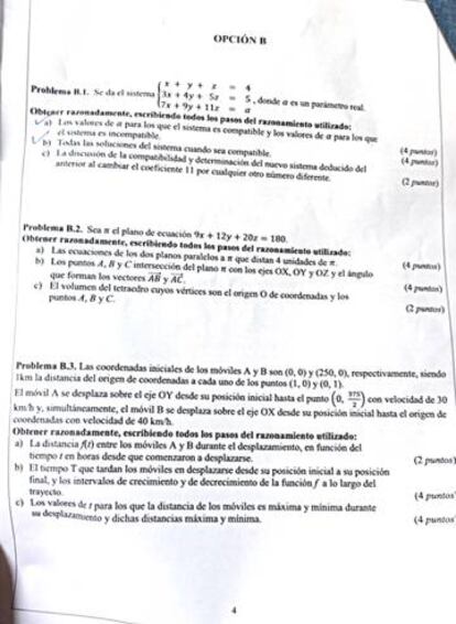 La opción B del examen de Matemáticas II de Valencia. Pinche en la imagen para ampliar.