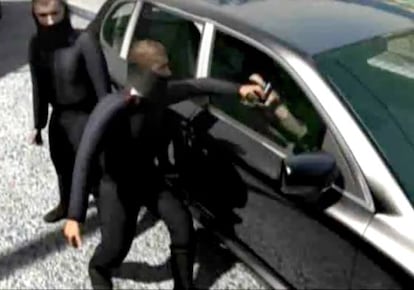 A reconstruction of José Antonio Coscolín’s arrest by Catalan police in 2008.