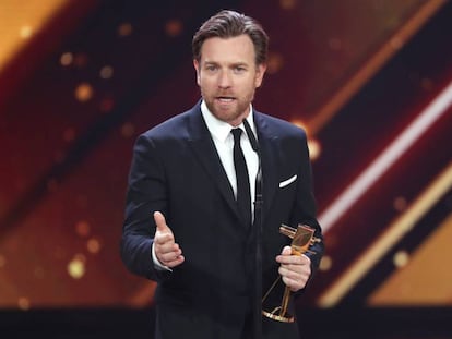 Ewan McGregor durante la recogida del galardón al mejor actor internacional en los premios Golden Camera, celebrados el 22 de febrero en Hamburgo.