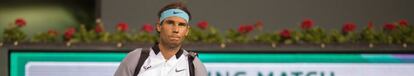 Nadal, a su salida a la pista central del Indian Wells Tennis Garden, en California.