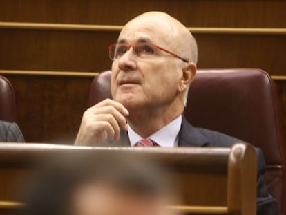 Josep Antoni Duran i Lleida, en su escaño del Congreso.