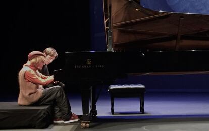 Oleg Karavaichuk y Javier Martín ensayando 'Symptoma', en Pamplona