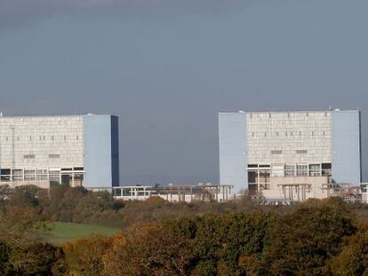 Las viejas centrales de Hinkley Point que ser&aacute;n sustituidas.