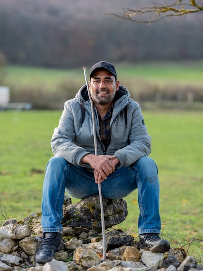 Nazar Mudasir, en un prado donde pastorea. 