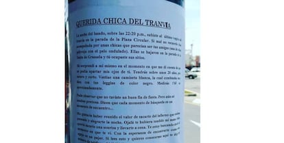 El cartel pegado en Murcia dirigido a la chica del tranvía.