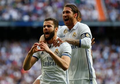 Nacho celebra su gol al Sevilla.