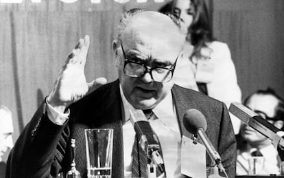 Antonio Jim&eacute;nez Blanco, en un congreso de UCD en Palma de Mallorca en 1981.