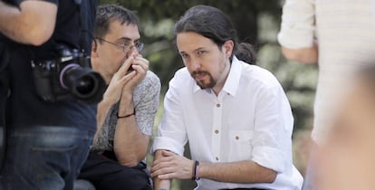 Juan Carlos Monedero y Pablo Iglesias en los cursos de El Escorial.