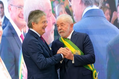 El presidente de Ecuador, Guillermo Lasso, con Lula.