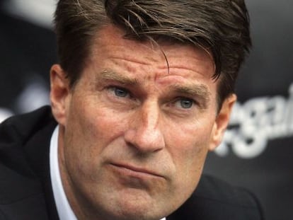 Michael Laudrup, exentrenador del Swansea, durante un partido.