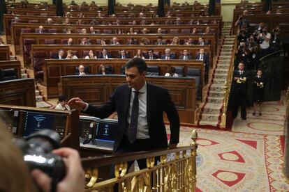 Pedro Sánchez llega al hemiciclo del Congreso.