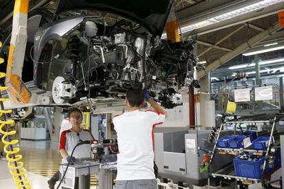 Trabajadores de la planta de Seat de Martorell.