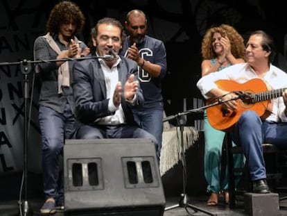 El cantaor David Lagos, en su actuaci&oacute;n en el Festival del Cante de las Minas, en La Uni&oacute;n (Murcia). 