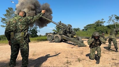 Labores de fuego disuasivo en la región del Catatumbo a cargo del Ejército Nacional.